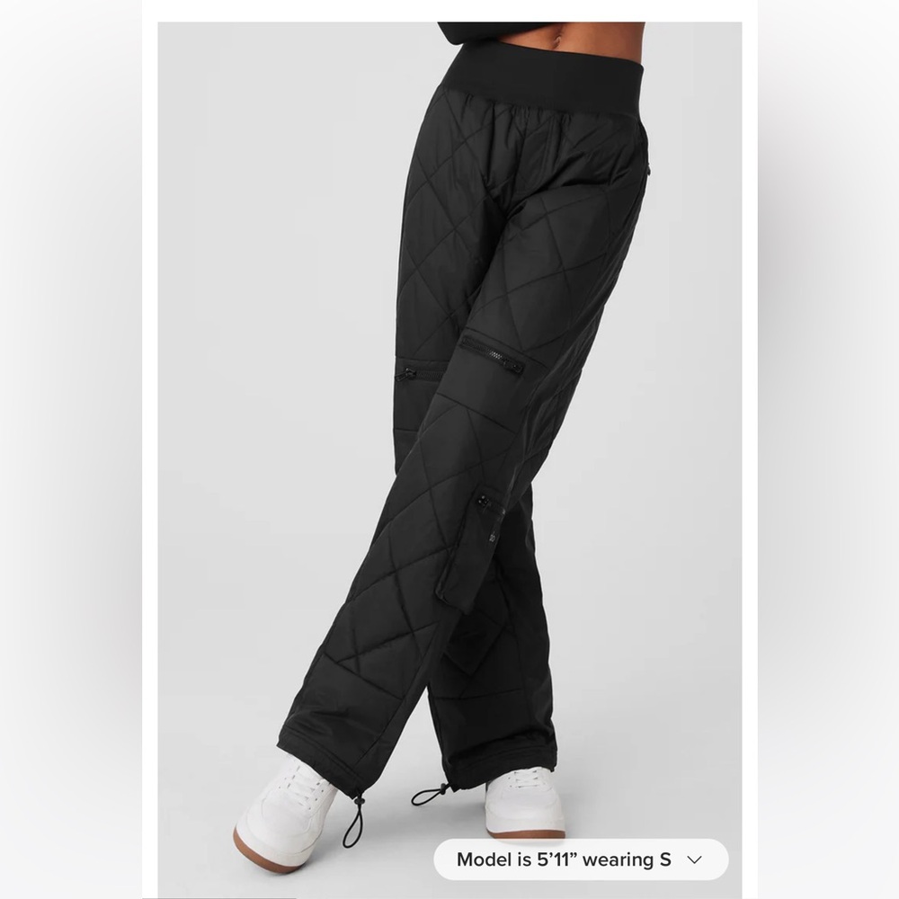 Alo Yoga High-Waist Snowrider Puffer Pant